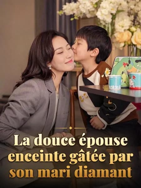 La douce épouse enceinte gâtée par son mari diamant